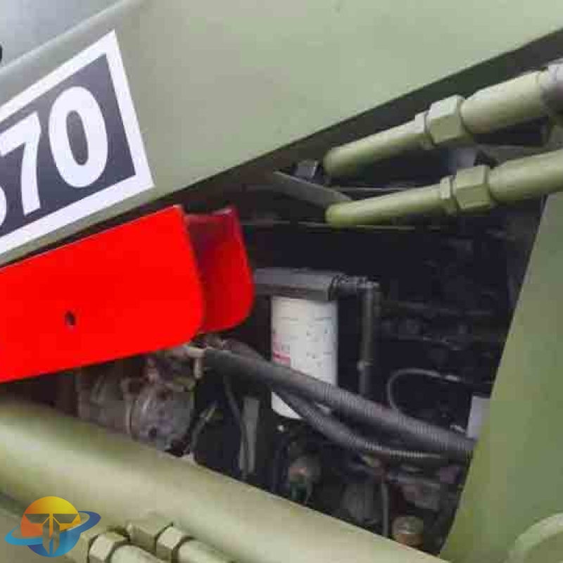 The all-new XCMG XT870 double-ended busy switch is a multi-functional machine that is easy to maintain and boasts excellent performance.