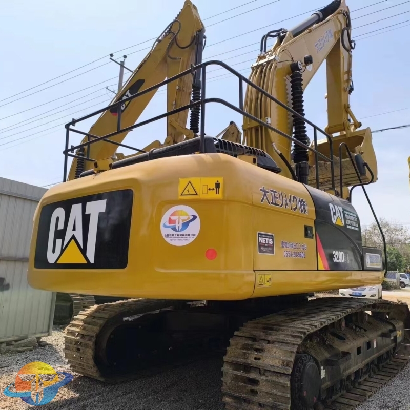 Well maintained second-hand excavator Caterpillar 329D2L excavator is cheap and easy to operate