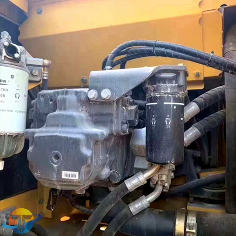 used Komatsu PC240-8 excavator low price good quality sales