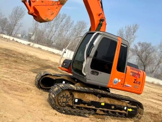 Hitachi ZX120-6 excavator