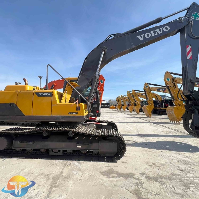 Construction Equipment Machinery Used Volvo EC210 for sale at low prices