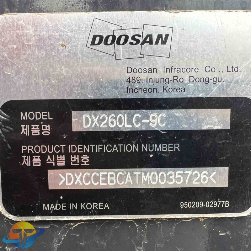 Doosan DX260LC-9C excavator