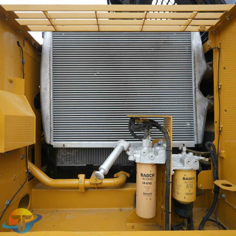 Low price Caterpillar CAT329D2L excavator second-hand machinery is hot selling with high sales volume and quality assurance