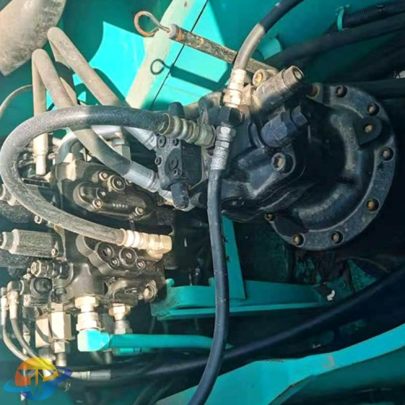 used Kobelco SK200-6E excavator crawler excavator low price