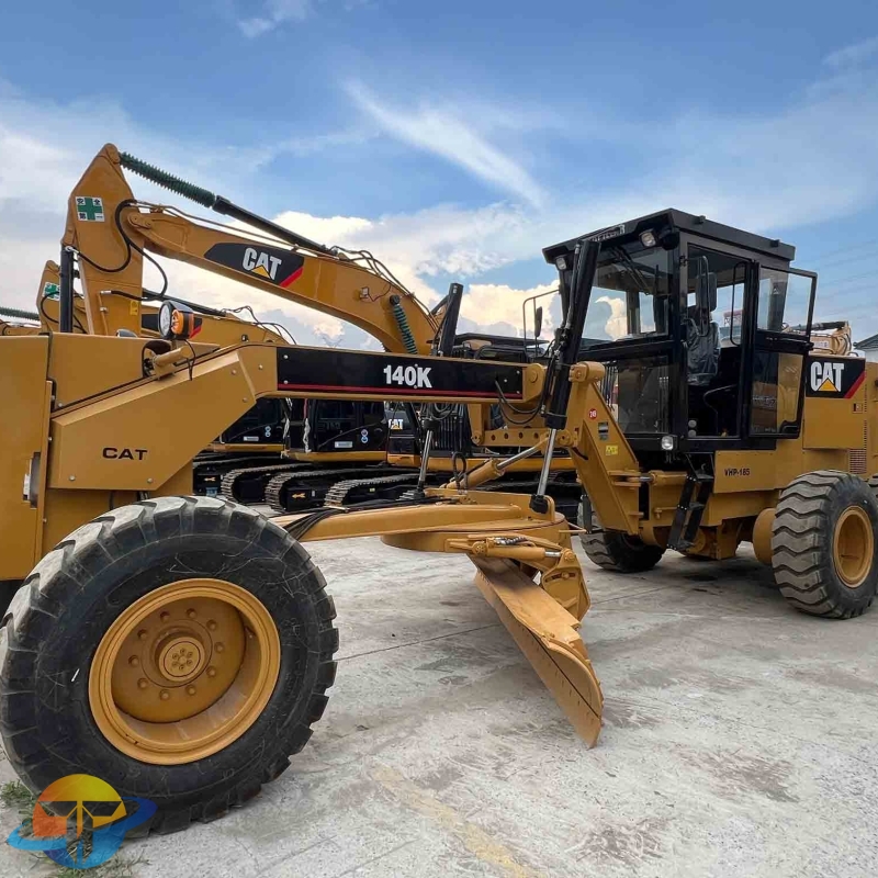 High quality Caterpillar brand second hand CAT140K Motor Grader for sale at low price