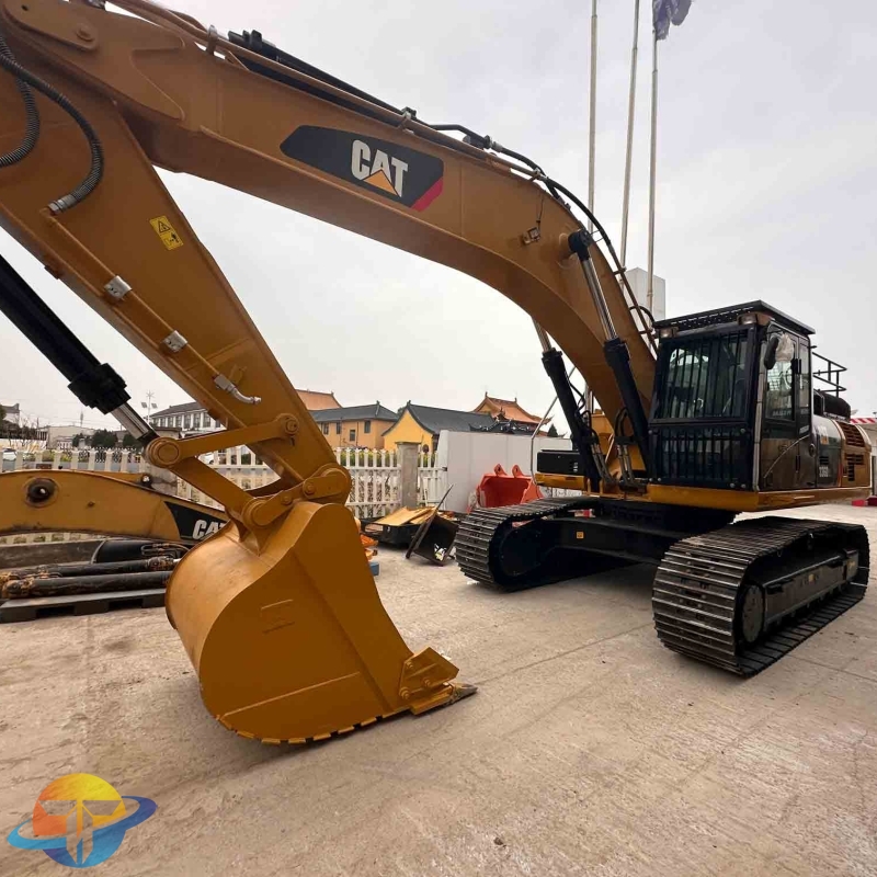 Used Caterpillar CAT336D2L excavator, excellent performance and reliable equipment, for sale.